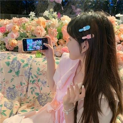 饱餐秀色