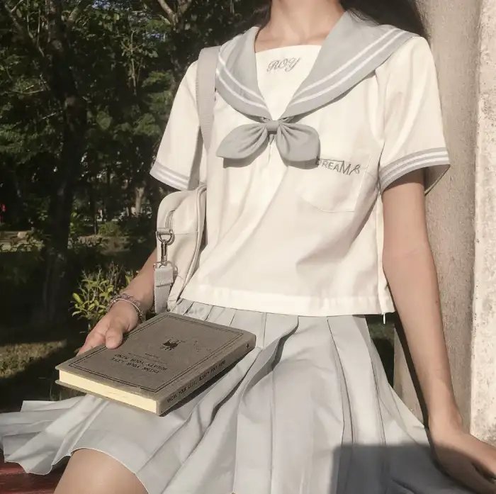 爱上坏女孩